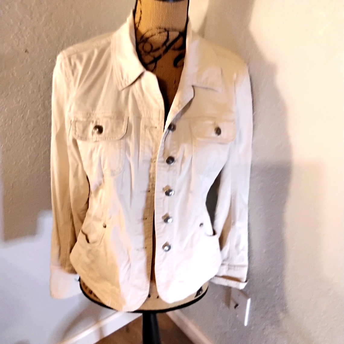 Lal Jacket